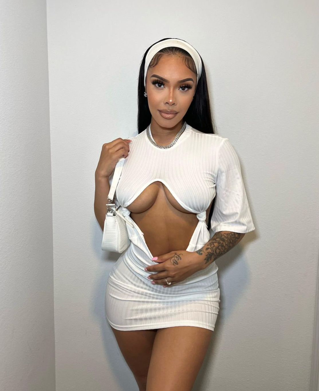 WHITE TEE DRESS